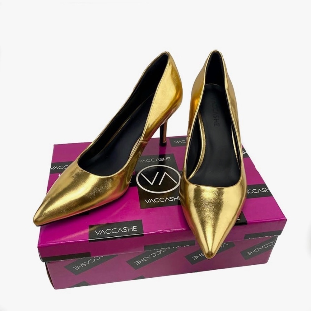 VACCASHE
Paris Metal Leather Needle Heel Shoes, Gold Paris - Picture 2 of 8